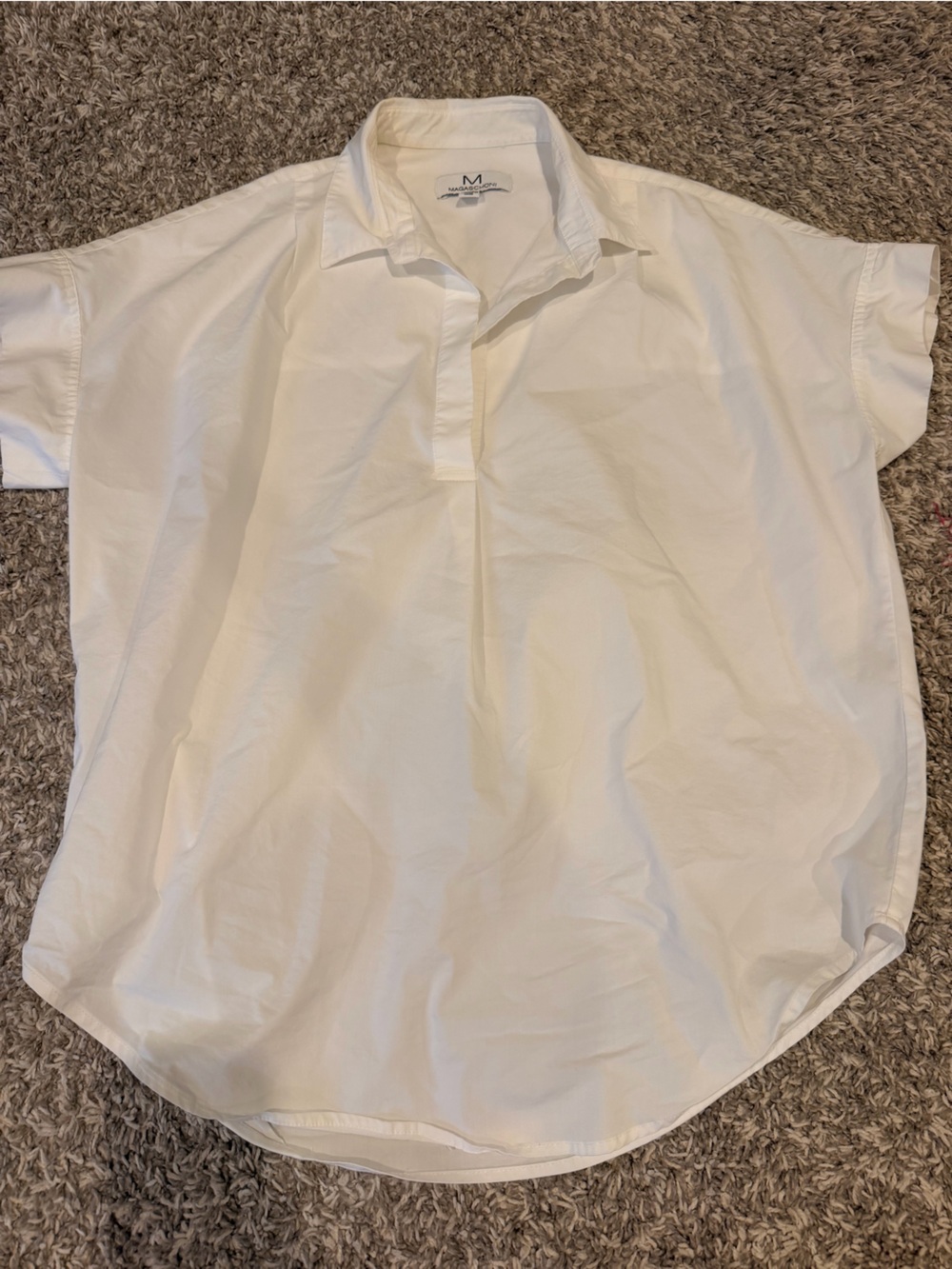 Magaschoni White Short-Sleeve Collared Popover Shirt